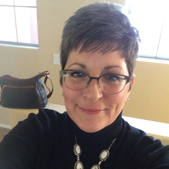 Meet your Posher, Karen marie - Picture 1 of 1